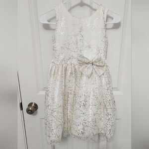 sweet kids, big girls' special occasion dress beige Size 8